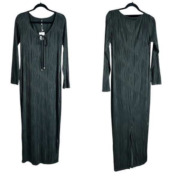 Pretty Garden Maxi Dress Size Large Black V Neck Textured Front Slit NWT - Picture 1 of 9